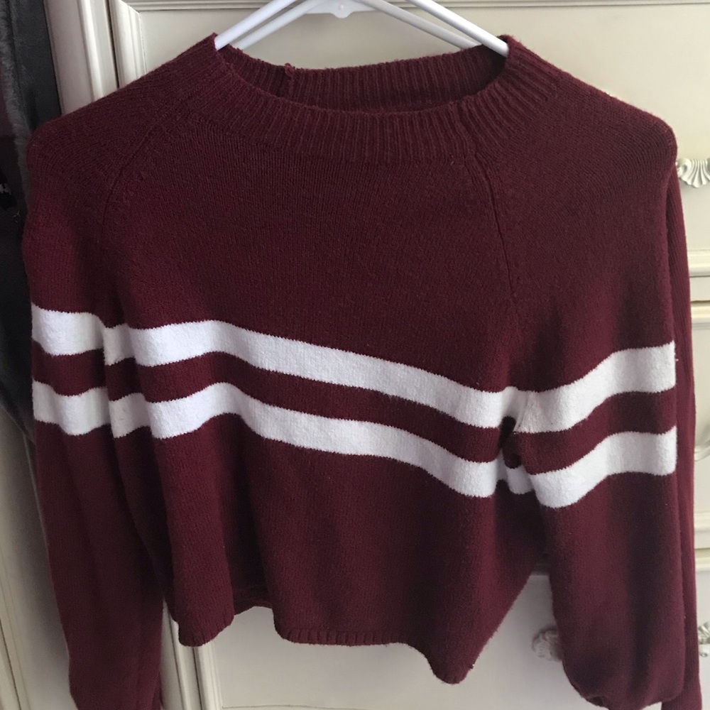 Hollister cropped sweater